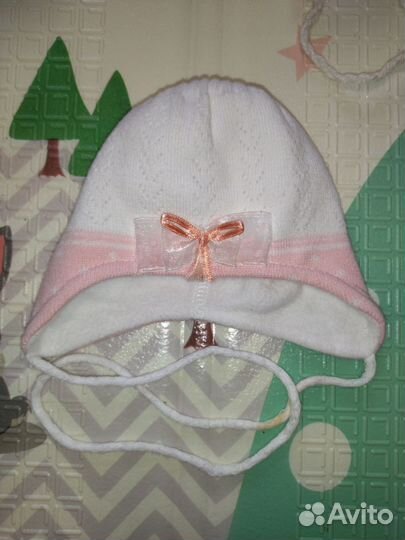 Шапочки и пинетки на малышку 0+