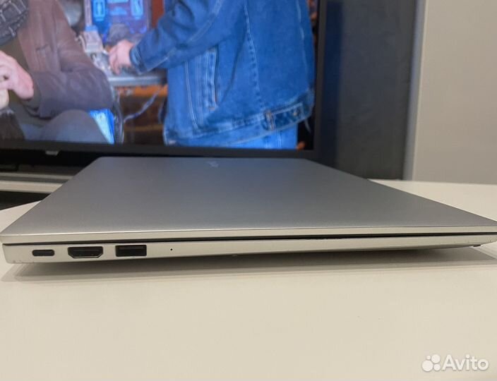 Honor MagicBook Pro 16.1; 512gb;8gb; Ryzen 5-3500