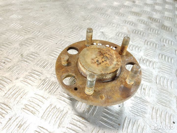 Ступица задняя Honda Legend 1991-1996