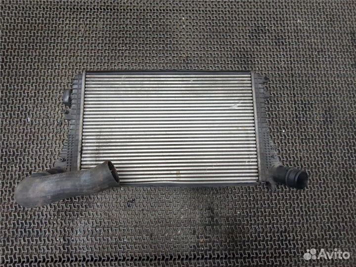 Радиатор интеркулера Skoda SuperB, 2009