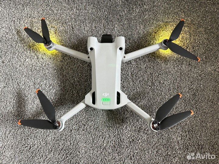 Квадрокоптер DJI Mini 3 Pro (RC) Combo Plus