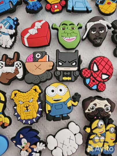 Клиперсы на тапочки crocs в ассортименте