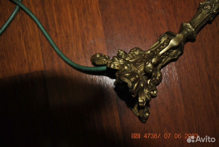 Старинная настольная лампа бронза