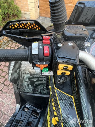 Квадроцикл BRP outlander MAX 850xt