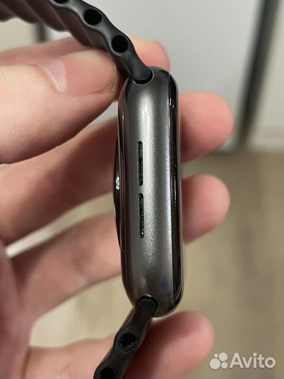 Apple Watch Nike SE (2020), 44 мм «серый космос»