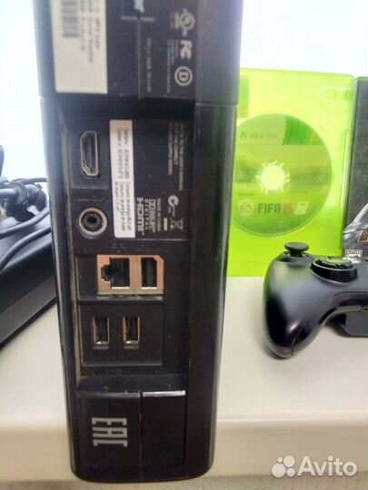 Xbox 360E, 500гб, не прошитая