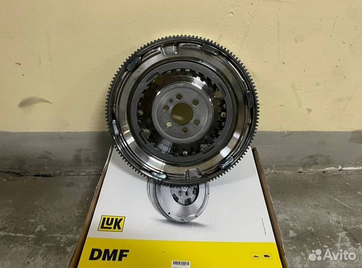 Маховик двухмассовый LUK 4150521090 DSG7 132,6