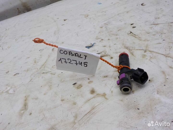 Форсунка топливная Chevrolet Cobalt