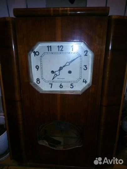Часы маятниковые с боем очз