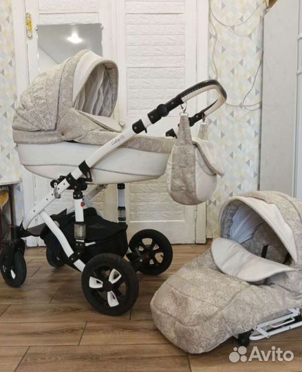 Прогулочная коляска 2в1