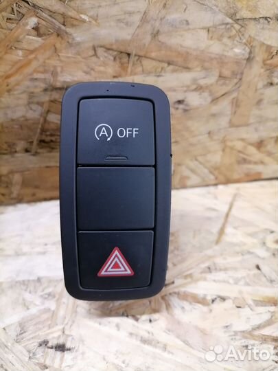 Кнопка аварийки Audi A1