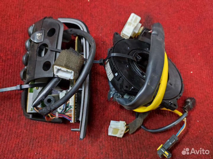 Кнопки на руль Ssang Yong Kyron Actyon Rexton 2