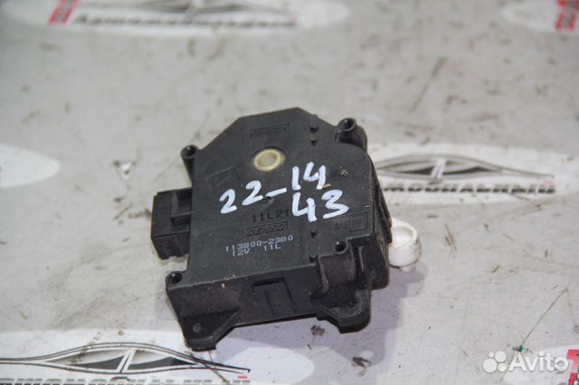 Сервопривод заслонок печки c Nissan Fuga KY51 VQ37VHR