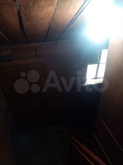 Доля в 2-к. квартире, 200 м², 2/2 эт.