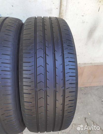 Continental ContiPremiumContact 5 215/55 R17 94V