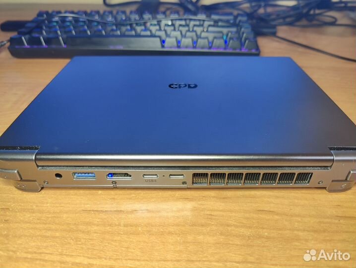 GPD Win Max 2 (6800U, 1 Тб, 16 Гб)