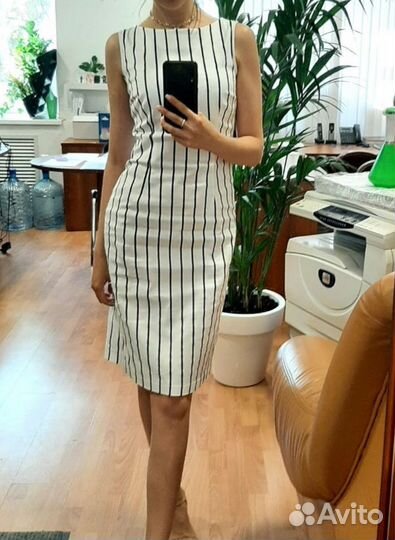 Платье zolla xs