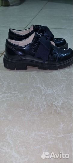 Школьная обувь для девочки из детского мира