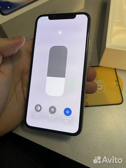 iPhone X, 64 ГБ