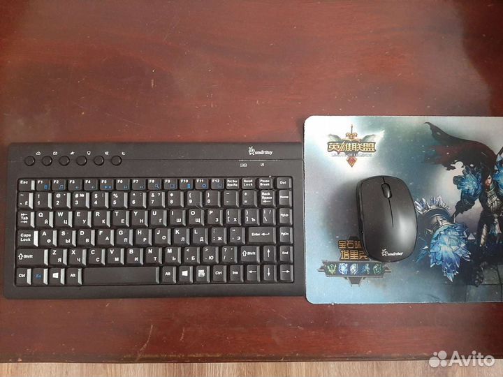 Беспроводная клавиатура и мышь