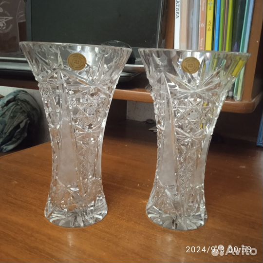 Хрустальная ваза