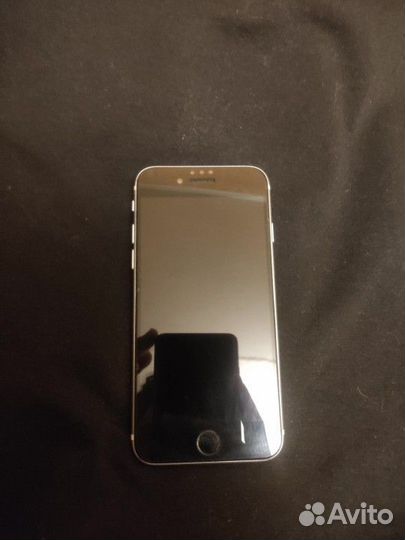 iPhone SE (2020), 128 ГБ