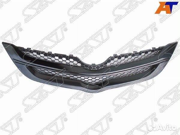 Решетка радиатора toyota yaris