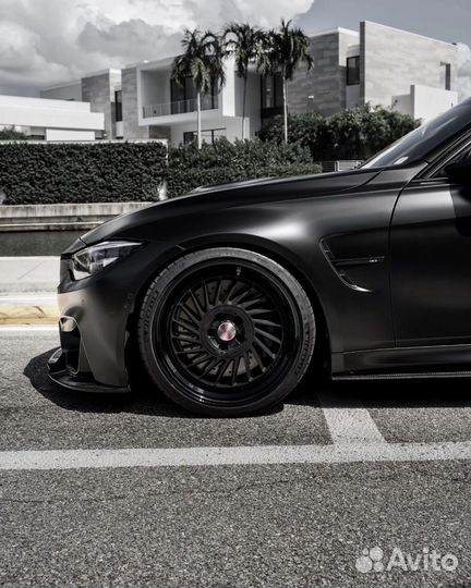 Кованые диски R21 5x112 на BMW M5 M8