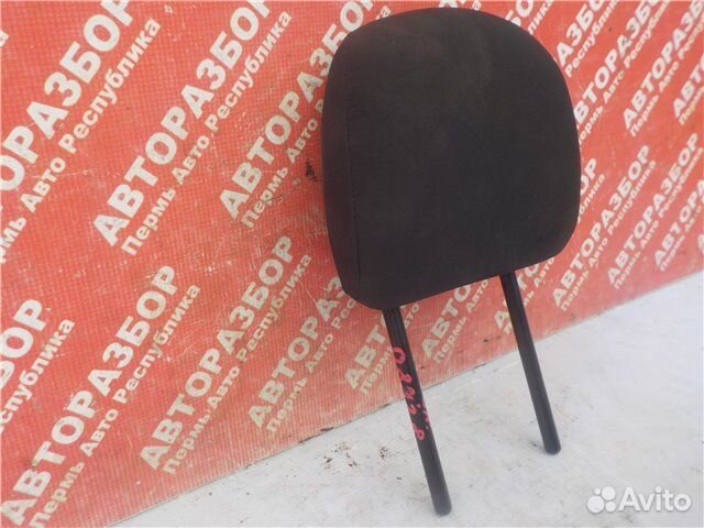 Подголовник задний правый Renault Logan K7M 2015