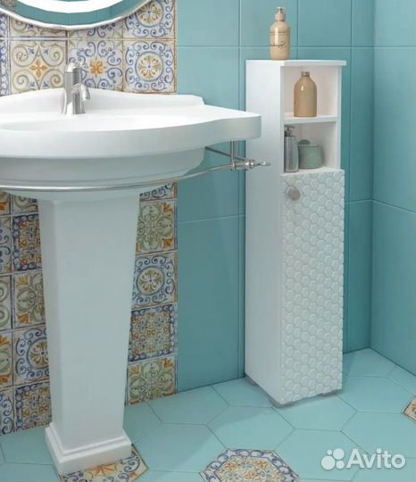 Шкаф-пенал для ванной