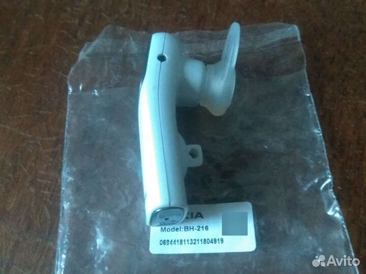 Bluetooth гарнитура. Nokia зарядка Plantronics 12в