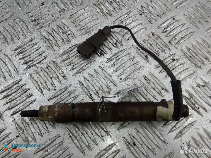 Форсунка Volkswagen Golf 3 2000 028130202Q