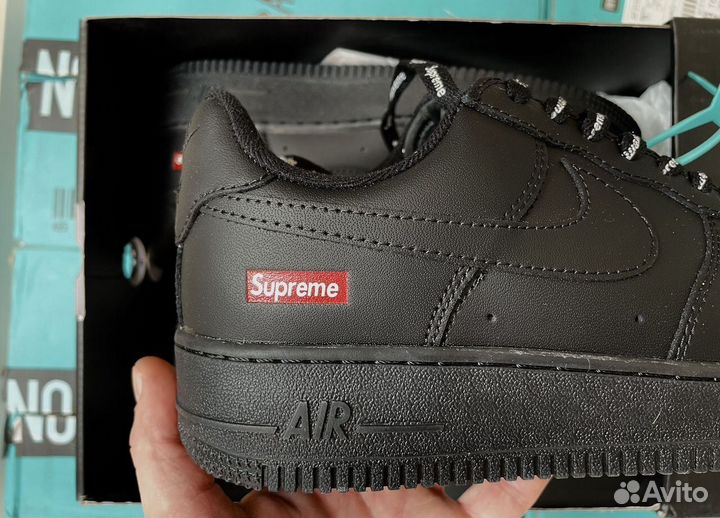 Кроссовки Nike Air Force 1 Supreme Черные