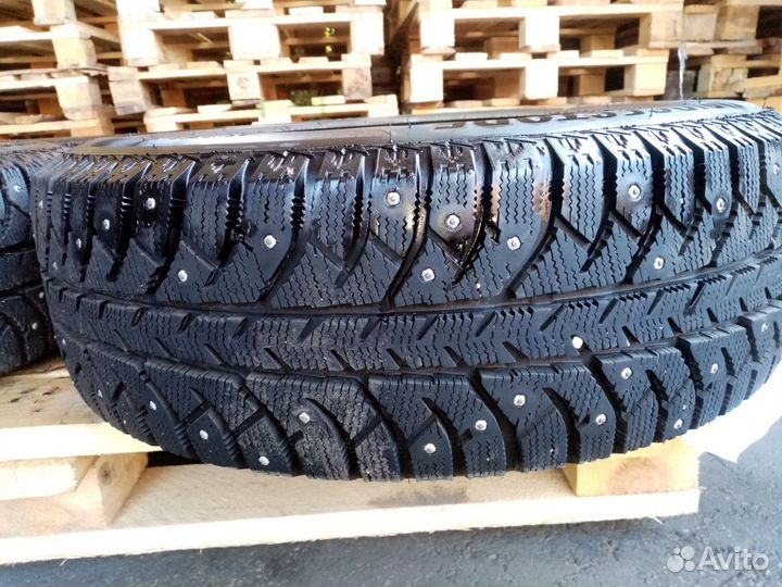 Bridgestone Ice Cruiser 7000 185/65 R15