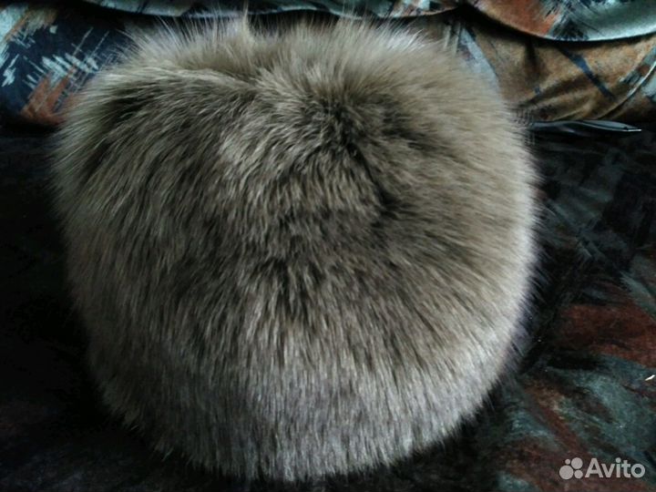 Шапка песец р-р 57. Новая