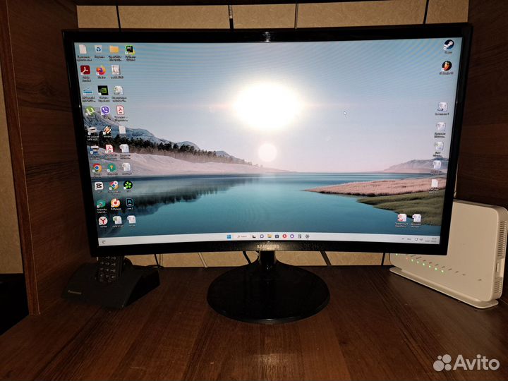 Монитор 23,5 
