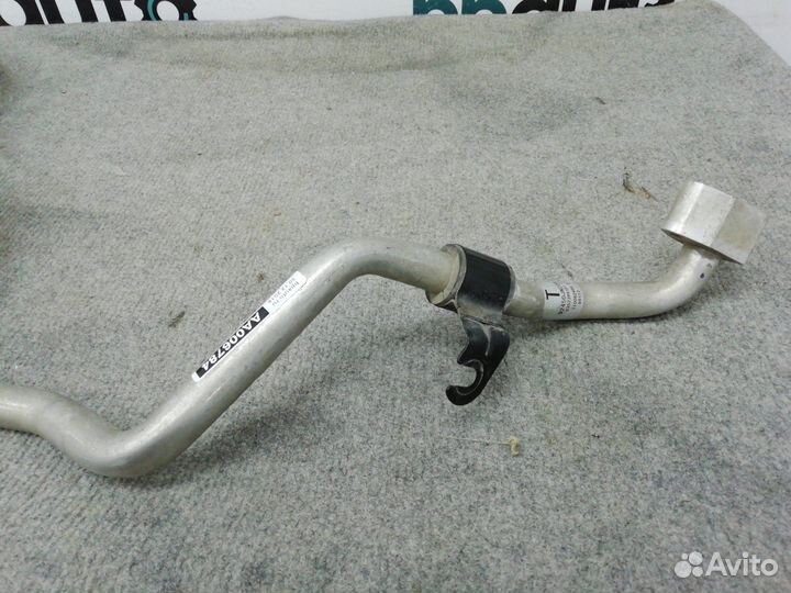 Трубка кондиционера 92450-JN20A Nissan Teana 32