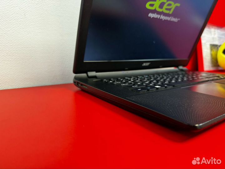 Ноутбук Acer Aspire ES1-522 (15.6'' 1366x768, AMD