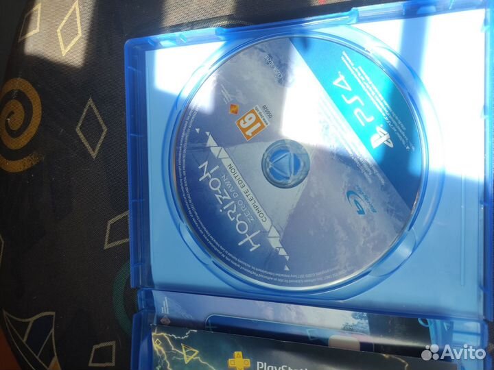 Игра Horizon zero dawn ps 4 диск