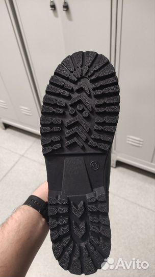 Ботинки рабочие зимние 43