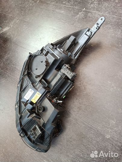 Hyundai Solaris фара левая оригинал