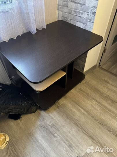 Журнальный стол