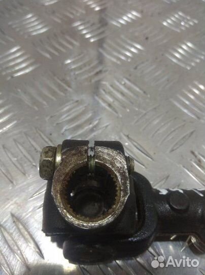 Карданчик рулевой Toyota Rav4 ACA21