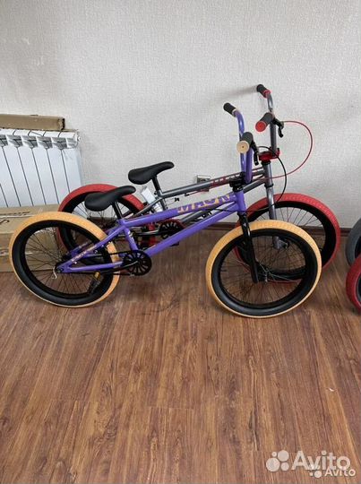 Трюковой велосипед BMX