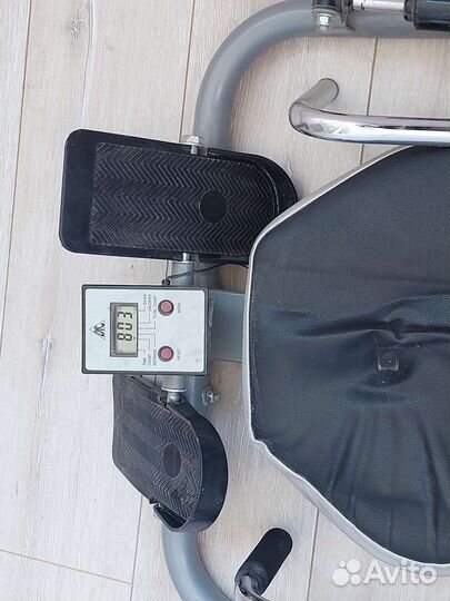 Гребной тренажер