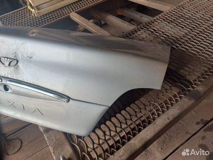 Крышка багажника daewoo nexia