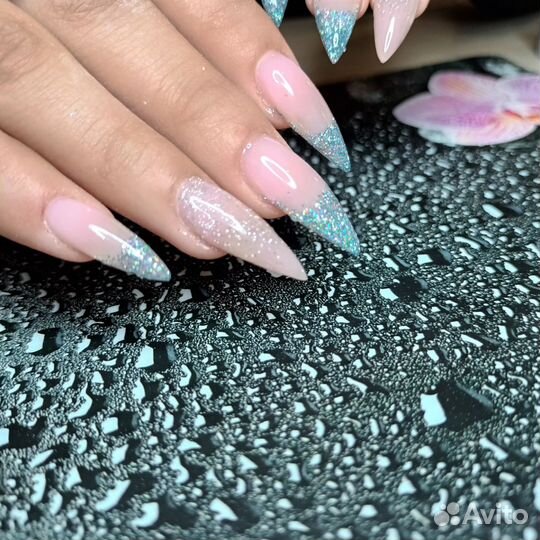 Наращивание ногтей