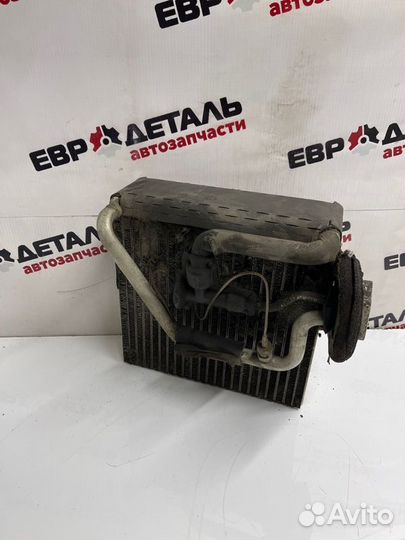 Испаритель кондиционера Mitsubishi Carisma седан