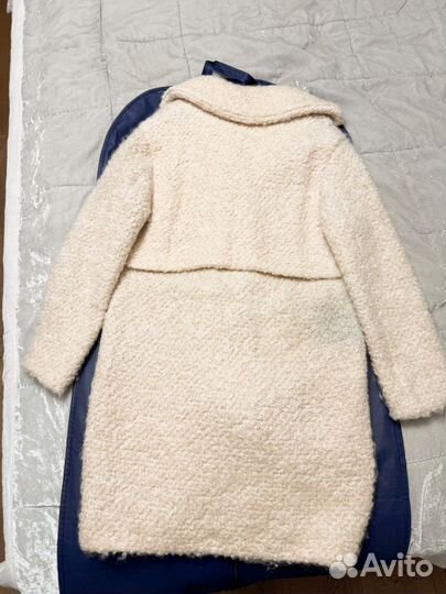 Пальто женское 42 44 бежевое