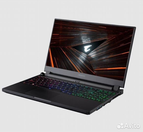 Игровой ноутбук Gigabyte Aorus 5 3070 i7